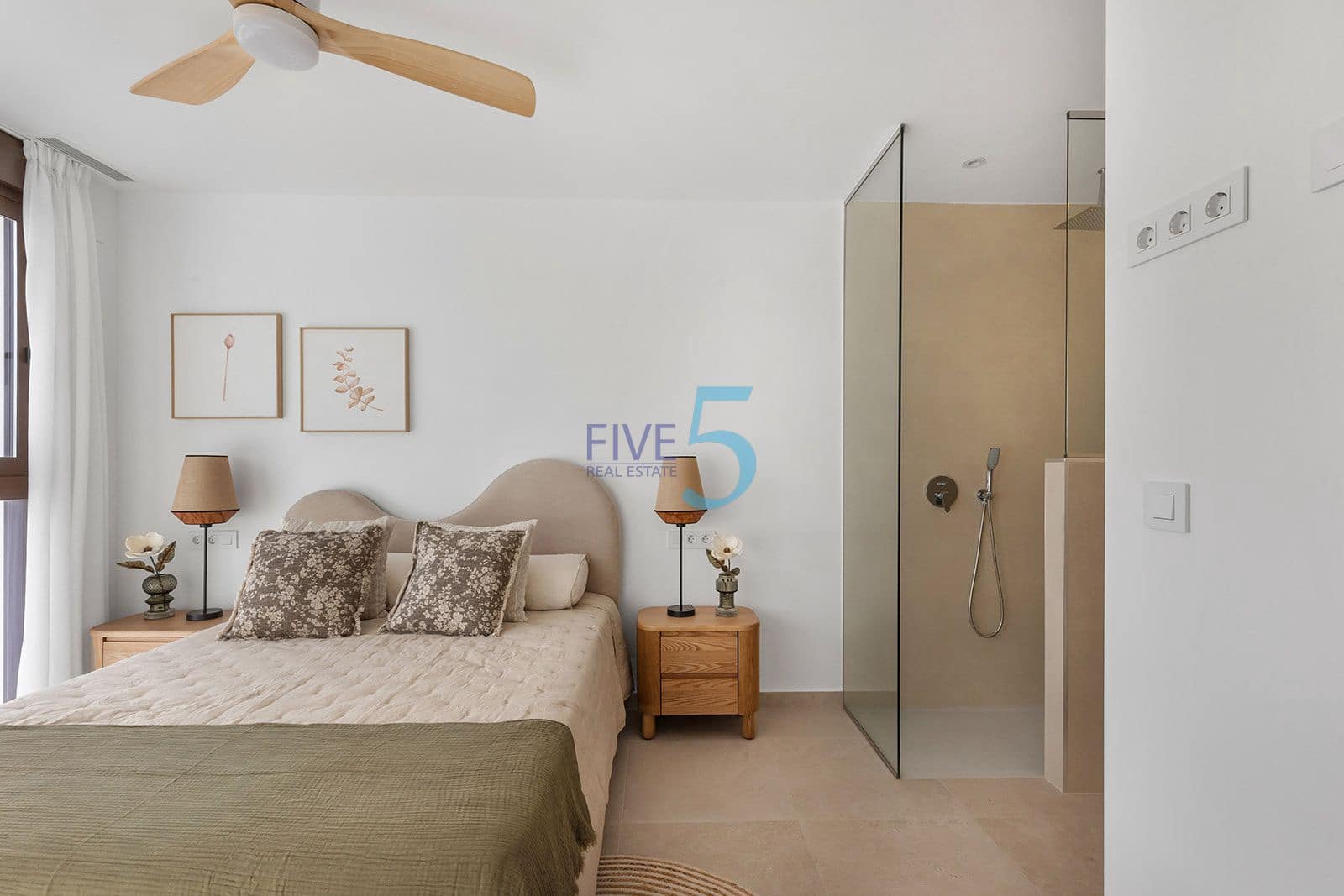 2 slaapkamer Penthouse te koop in Los Alcazares met zwembad - € 399.900 (Ref: 10155981)