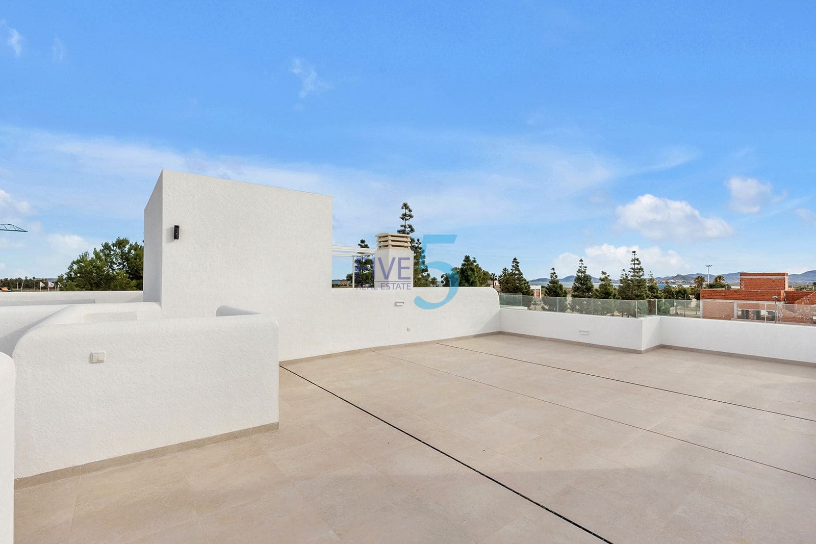 2 slaapkamer Penthouse te koop in Los Alcazares met zwembad - € 399.900 (Ref: 10155981)
