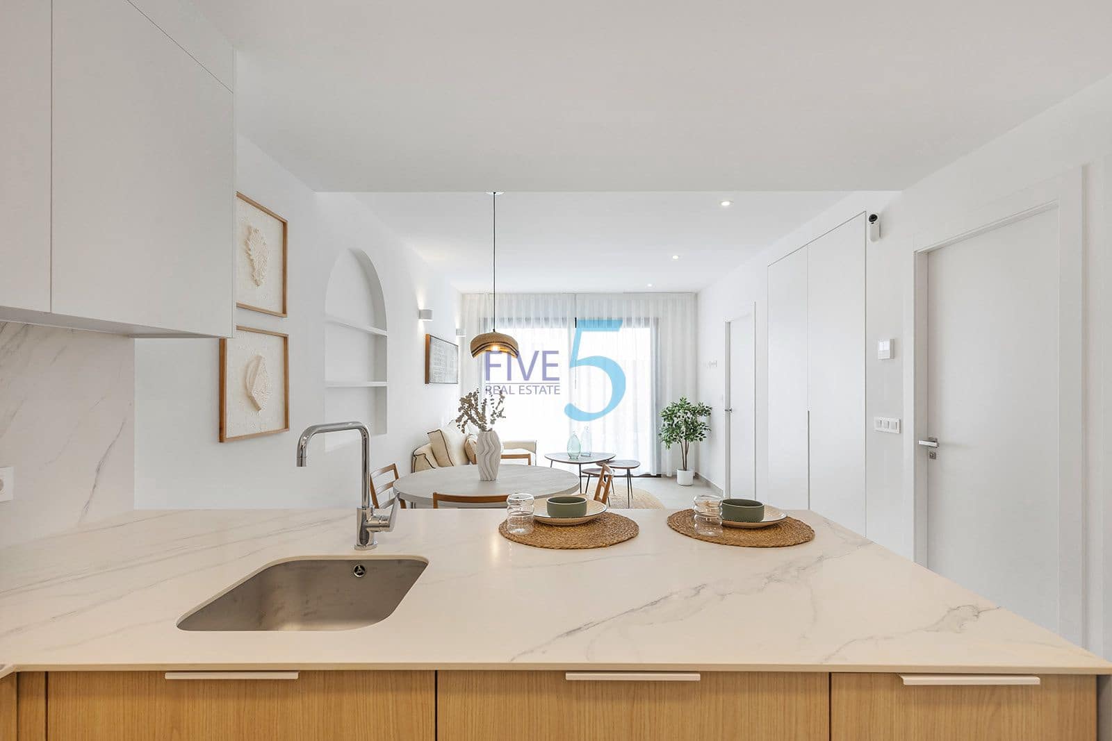 2 slaapkamer Penthouse te koop in Los Alcazares met zwembad - € 399.900 (Ref: 10155981)