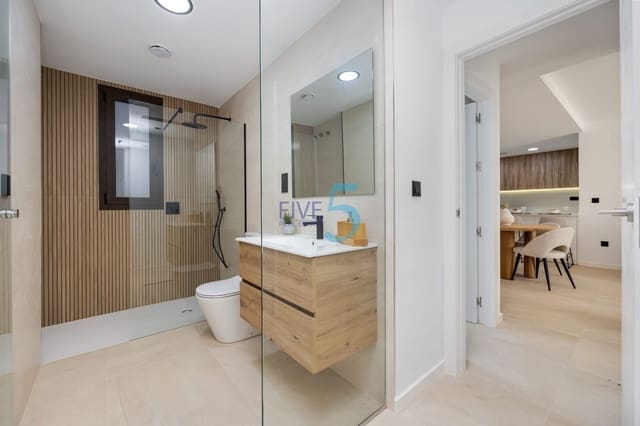 Apartamento de 2 habitaciones en Los Alcázares en venta con piscina garaje - 279.000 € (Ref: 10155986)