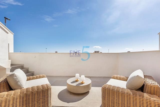 2 soverom Villa til salgs i Los Alcázares med svømmebasseng - € 439 000 (Ref: 10155992)