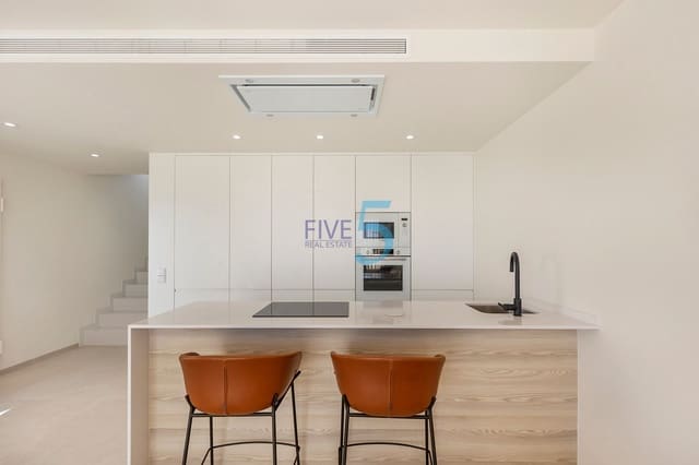 2 soverom Villa til salgs i Los Alcázares med svømmebasseng - € 439 000 (Ref: 10155992)