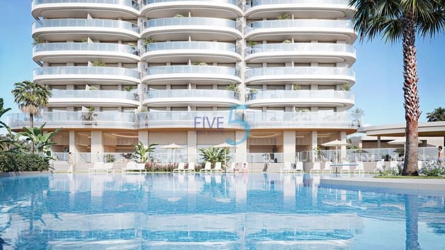 Apartamento de 2 habitaciones en Benidorm en venta con piscina garaje - 699.000 € (Ref: 10156001)
