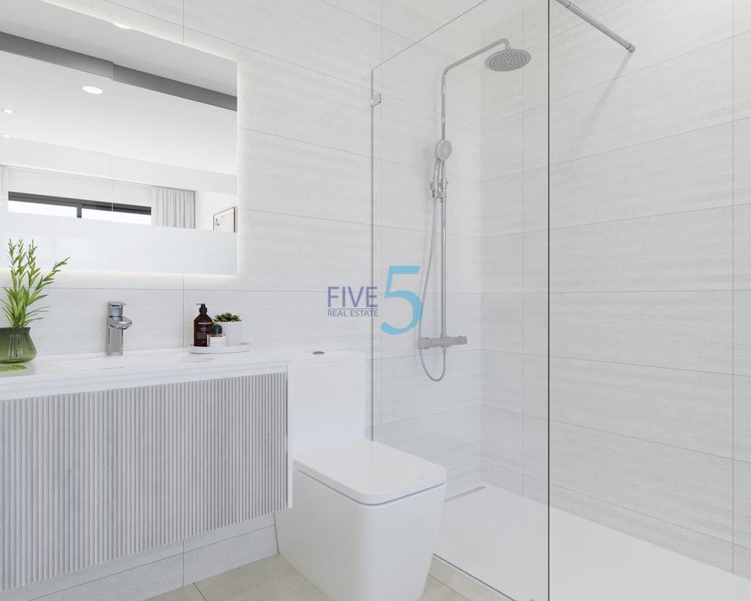 2 bedroom Penthouse for sale in Torrevieja with pool garage - € 330,000 (Ref: 10156005)