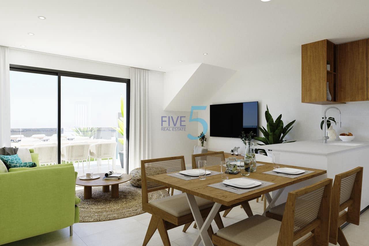 2 bedroom Penthouse for sale in Torrevieja with pool garage - € 330,000 (Ref: 10156005)