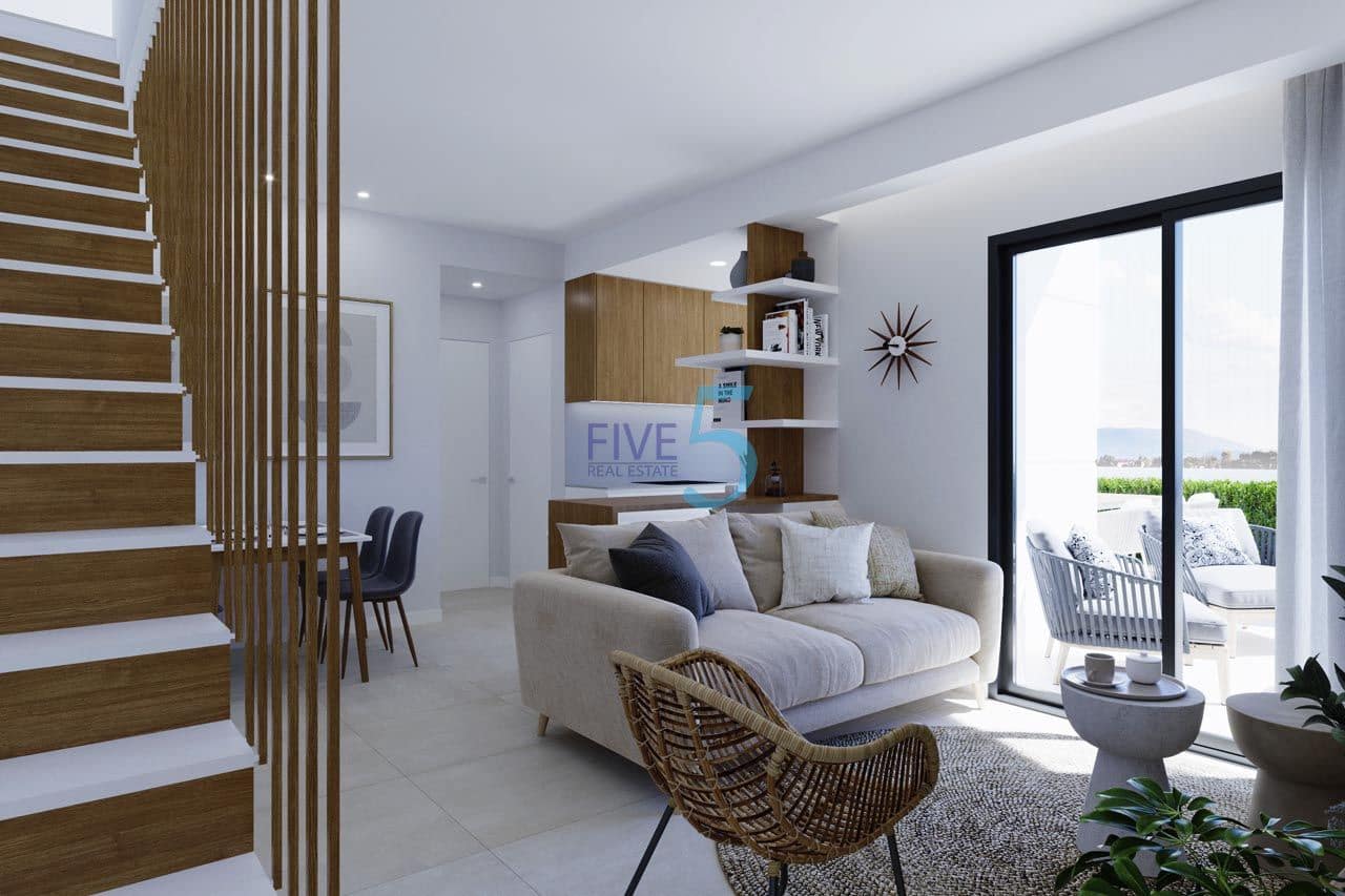 2 bedroom Penthouse for sale in Torrevieja with pool garage - € 330,000 (Ref: 10156005)