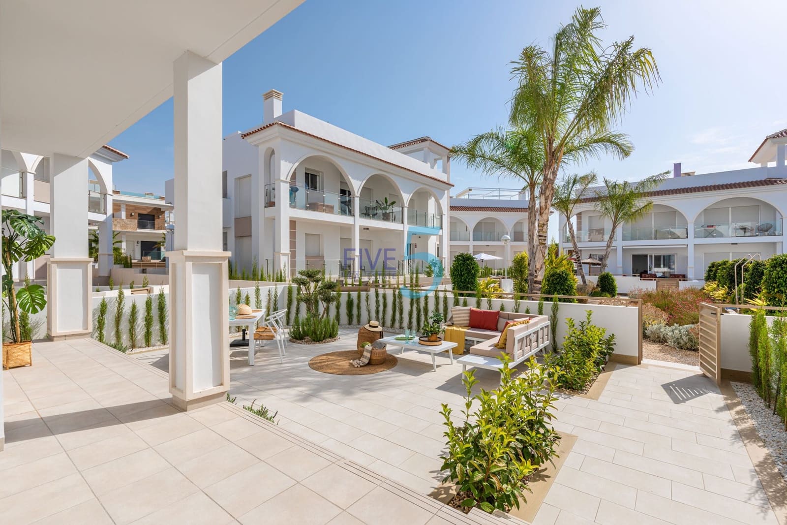 3 soveværelse Lejlighed til salg i Alicante by med swimmingpool garage - € 397.000 (Ref: 10156013)
