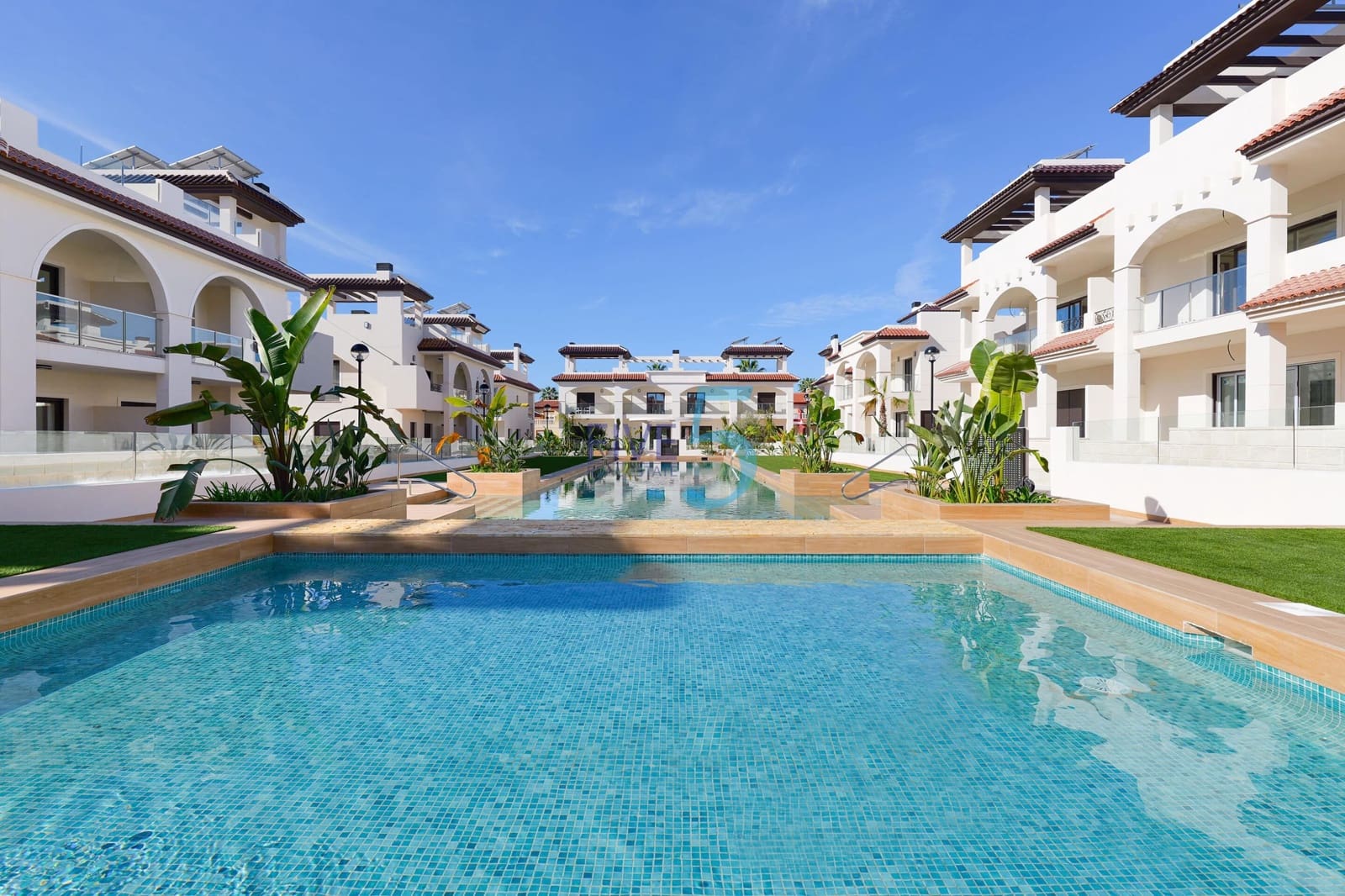 3 soveværelse Lejlighed til salg i Alicante by med swimmingpool garage - € 397.000 (Ref: 10156013)