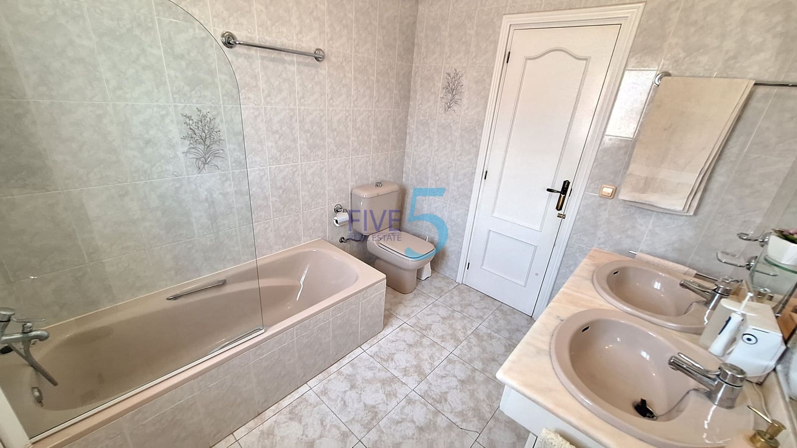 3 sovrum Villa till salu i Ciudad Quesada med pool garage - 680 000 € (Ref: 10158141)