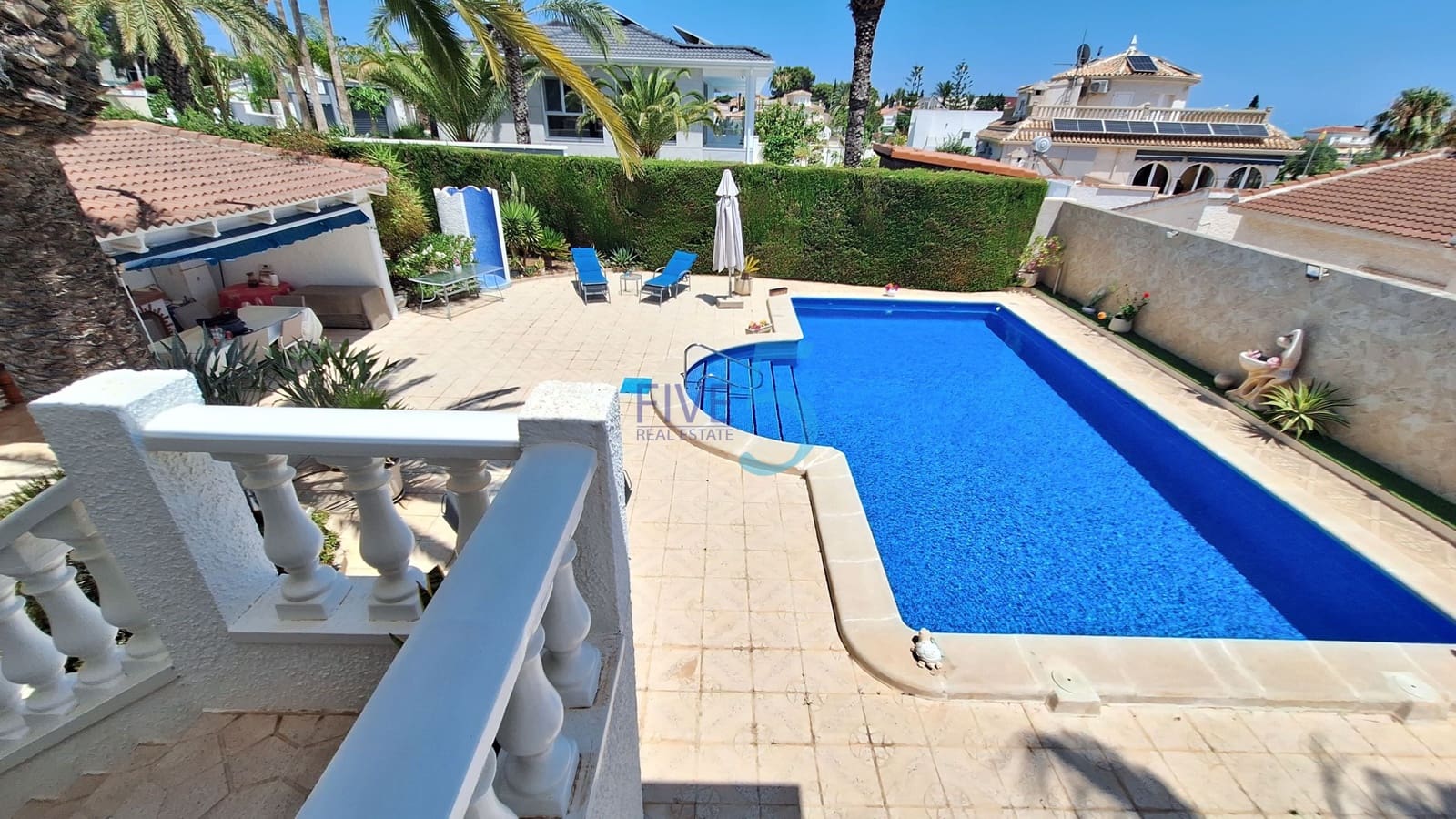 3 sovrum Villa till salu i Ciudad Quesada med pool garage - 680 000 € (Ref: 10158141)