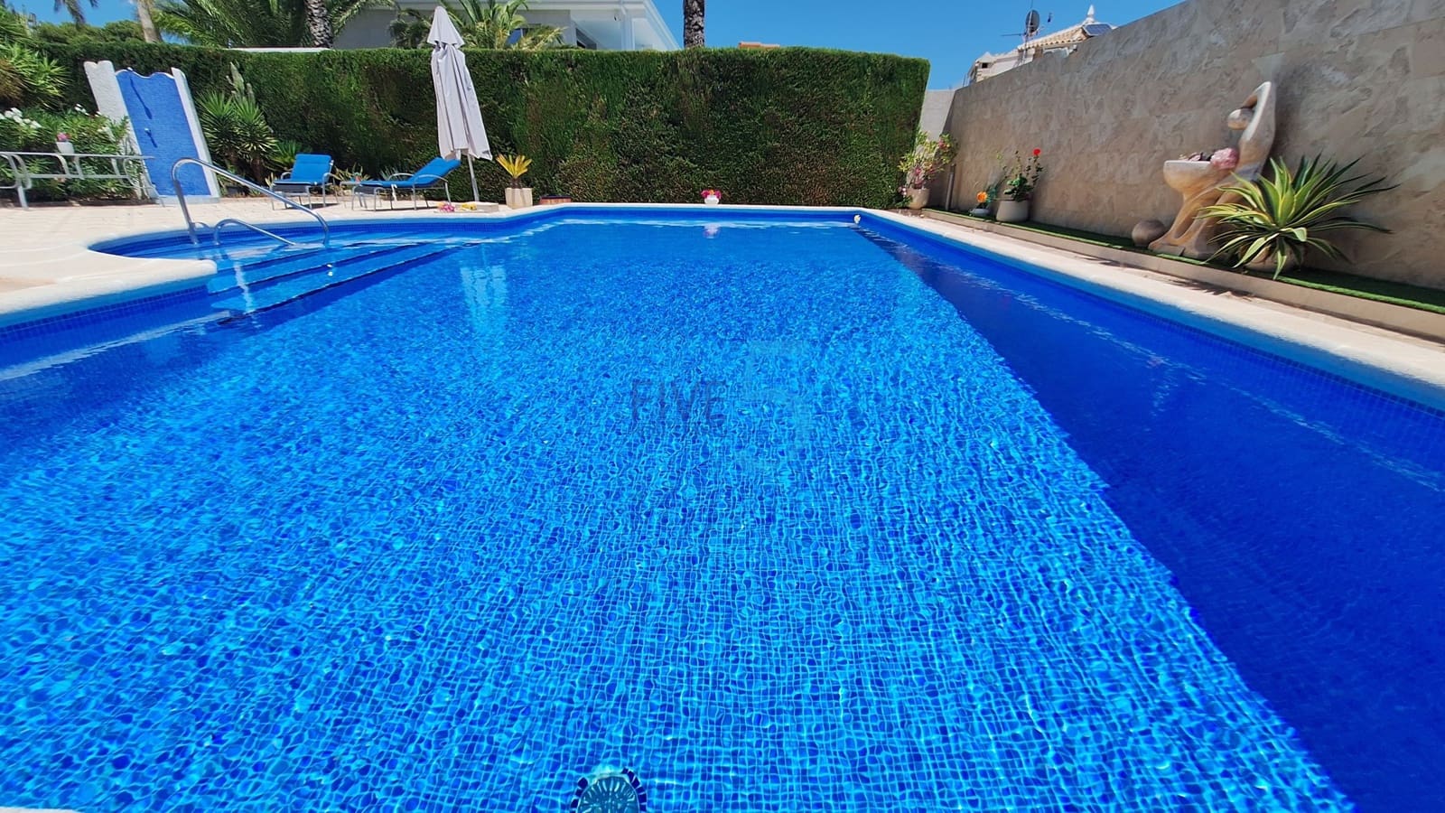 3 sovrum Villa till salu i Ciudad Quesada med pool garage - 680 000 € (Ref: 10158141)