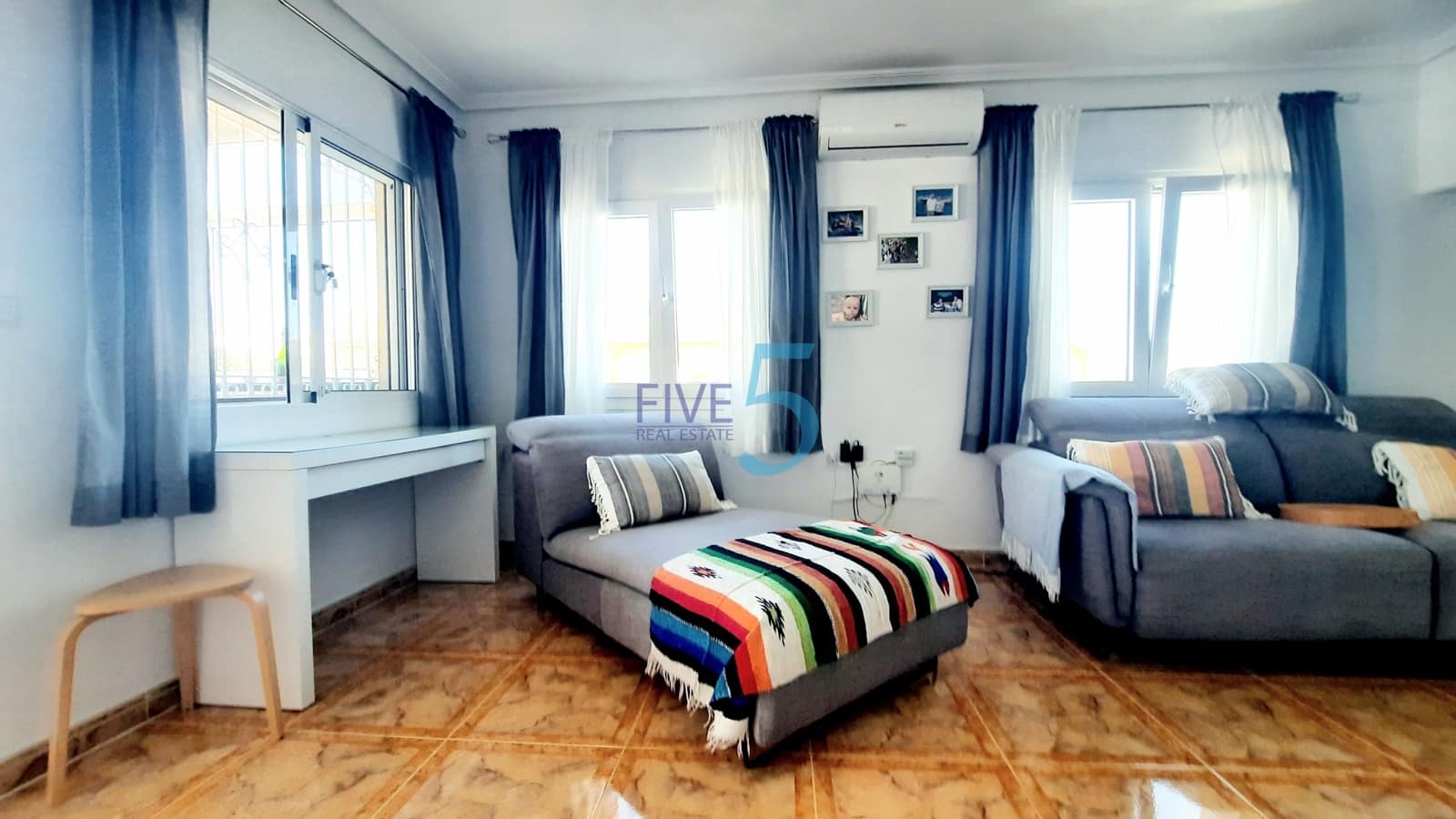 2 soveværelse Lejlighed til salg i Alicante by med swimmingpool garage - € 207.500 (Ref: 10158142)