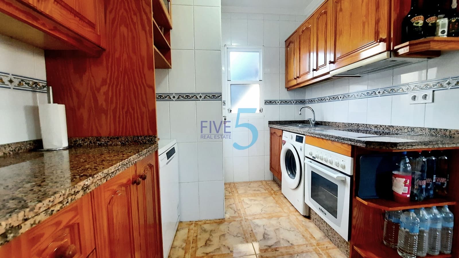 2 soveværelse Lejlighed til salg i Alicante by med swimmingpool garage - € 207.500 (Ref: 10158142)