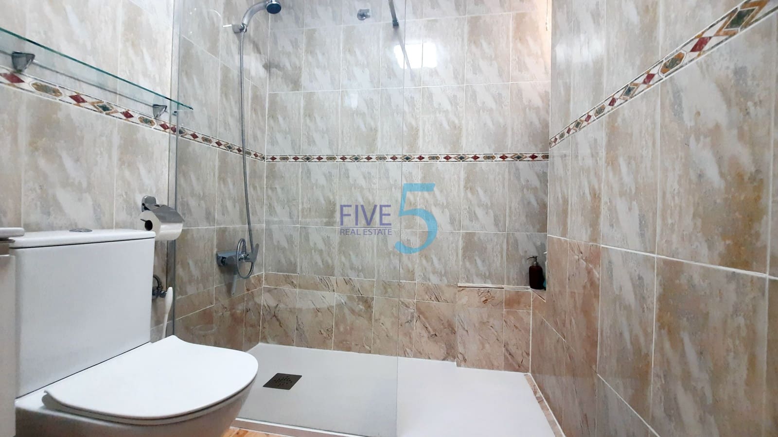 2 soveværelse Lejlighed til salg i Alicante by med swimmingpool garage - € 207.500 (Ref: 10158142)