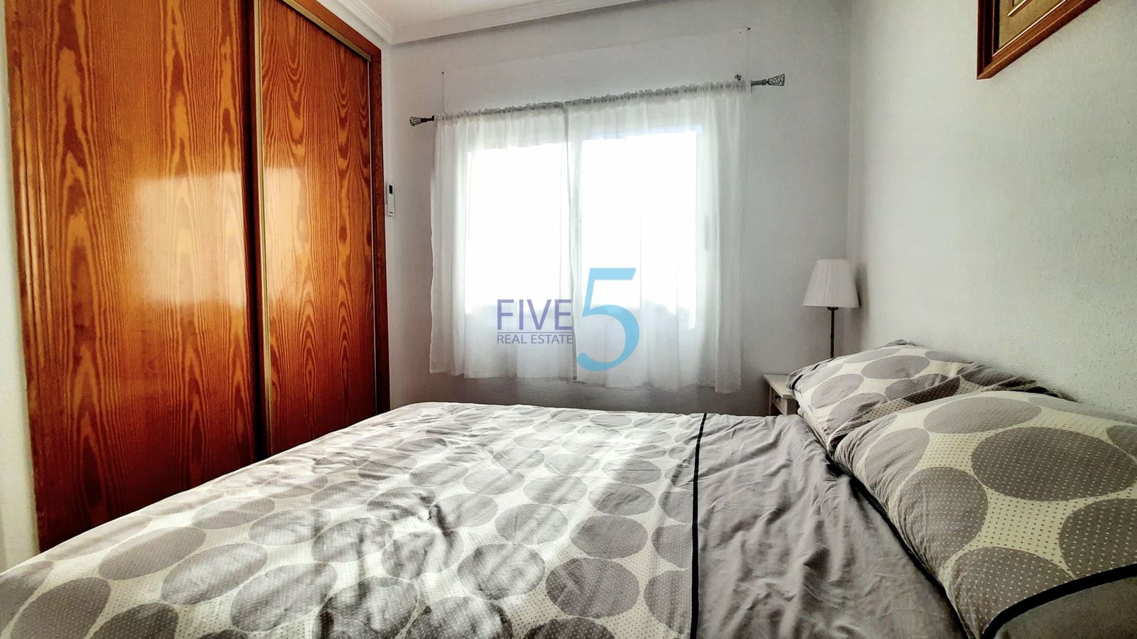 2 soveværelse Lejlighed til salg i Alicante by med swimmingpool garage - € 207.500 (Ref: 10158142)