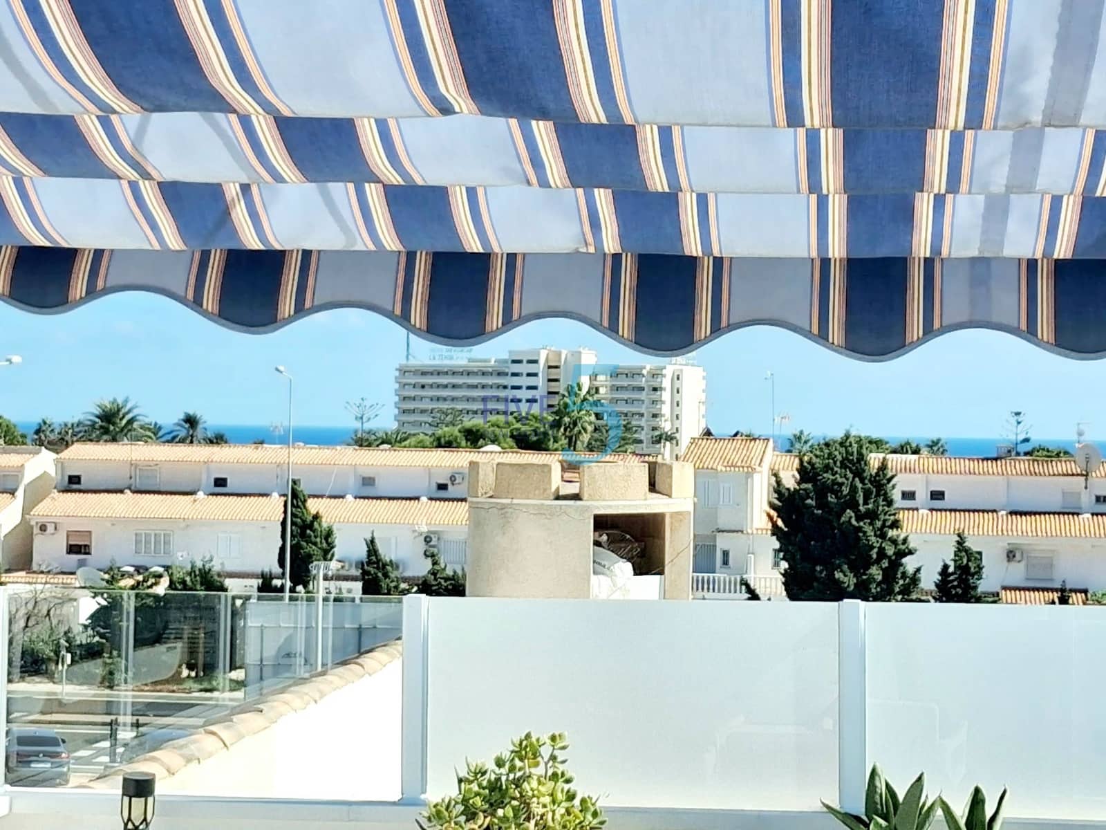 2 soveværelse Lejlighed til salg i Alicante by med swimmingpool garage - € 207.500 (Ref: 10158142)