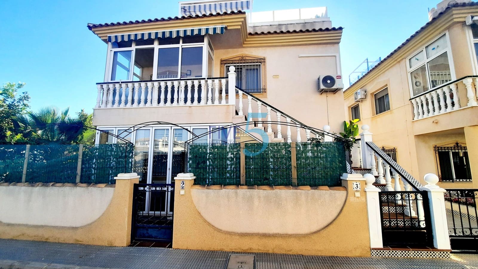 2 soveværelse Lejlighed til salg i Alicante by med swimmingpool garage - € 207.500 (Ref: 10158142)