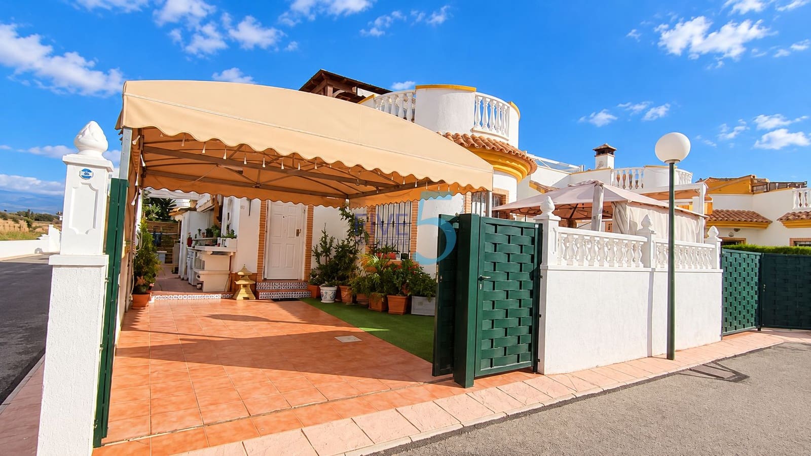 2 bedroom Villa for sale in El Raso with pool garage - € 285,000 (Ref: 10158487)