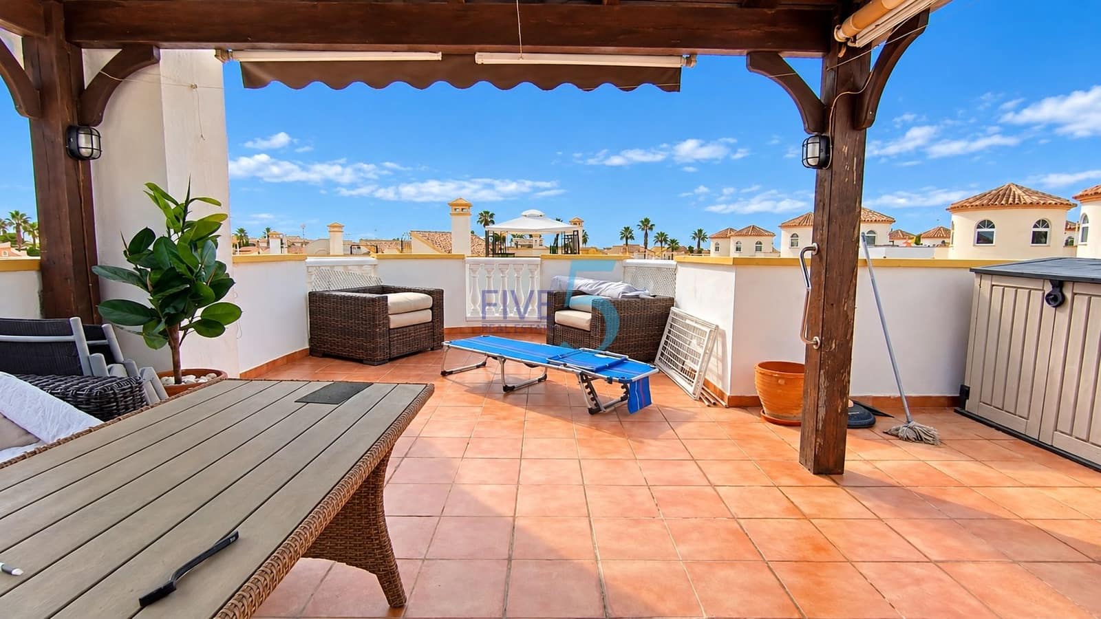 2 bedroom Villa for sale in El Raso with pool garage - € 285,000 (Ref: 10158487)