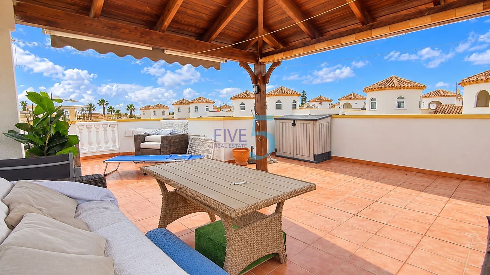 2 bedroom Villa for sale in El Raso with pool garage - € 285,000 (Ref: 10158487)