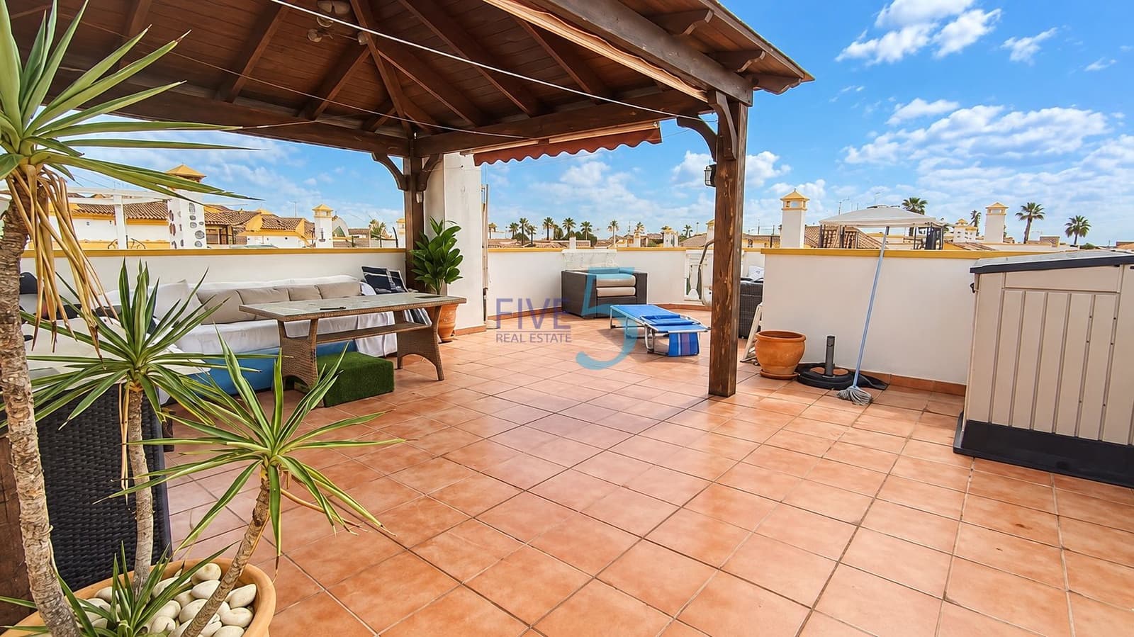 2 bedroom Villa for sale in El Raso with pool garage - € 285,000 (Ref: 10158487)