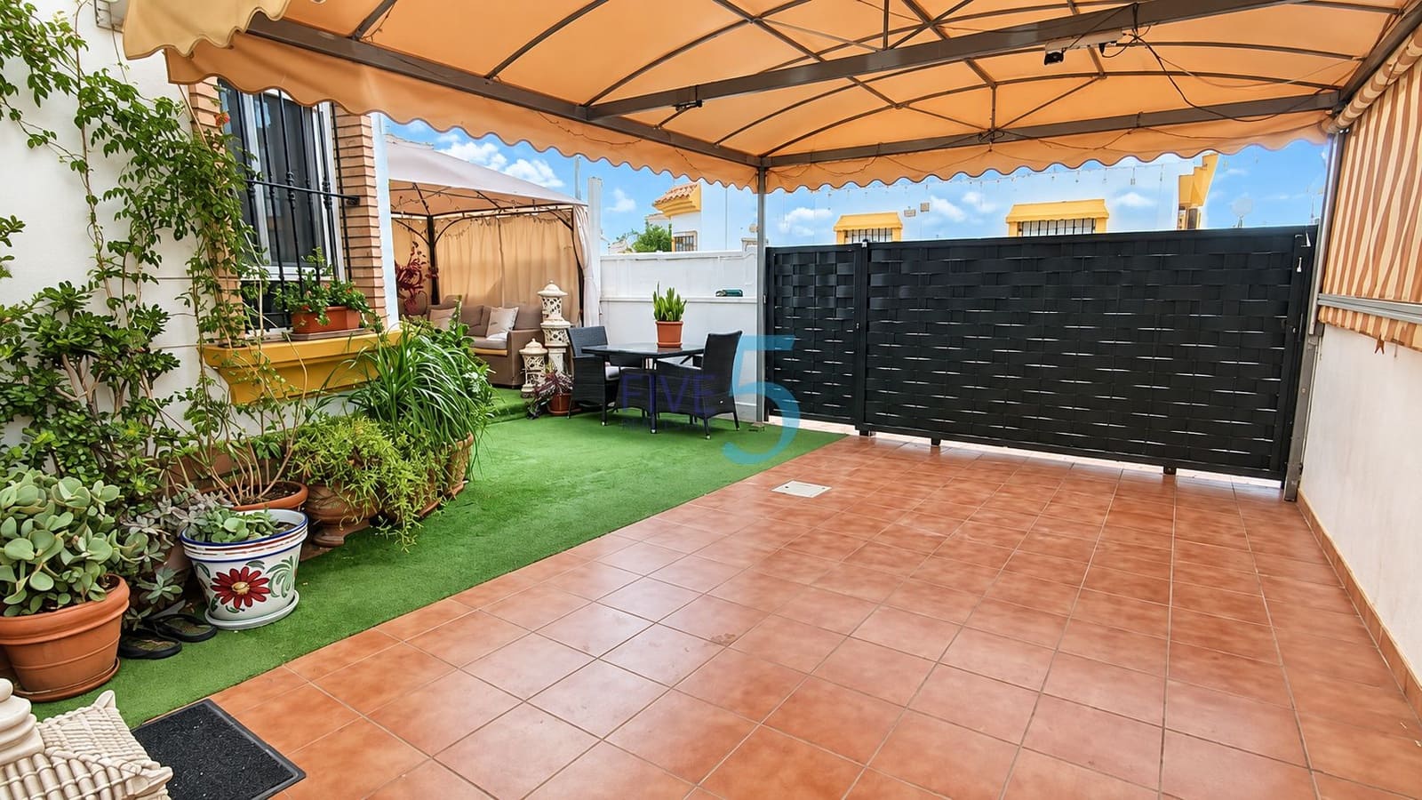 2 bedroom Villa for sale in El Raso with pool garage - € 285,000 (Ref: 10158487)