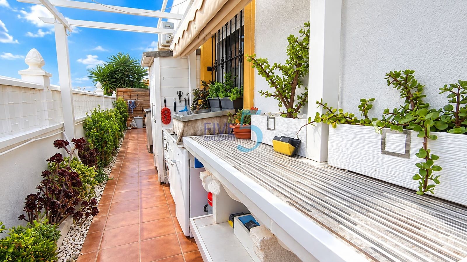 2 bedroom Villa for sale in El Raso with pool garage - € 285,000 (Ref: 10158487)