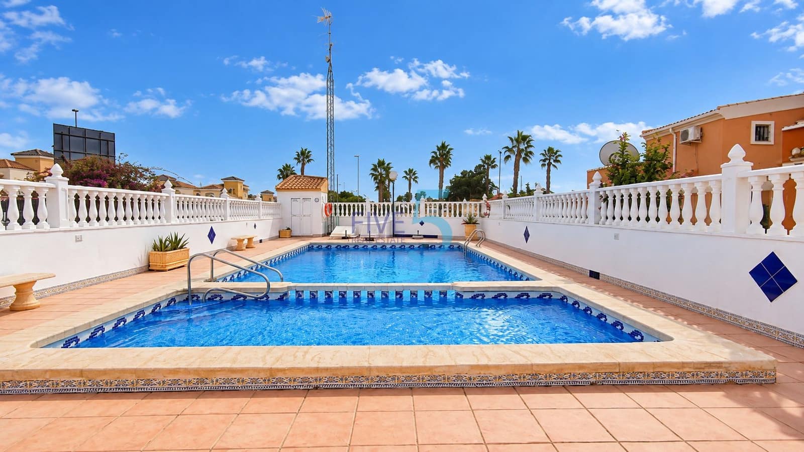 2 bedroom Villa for sale in El Raso with pool garage - € 285,000 (Ref: 10158487)