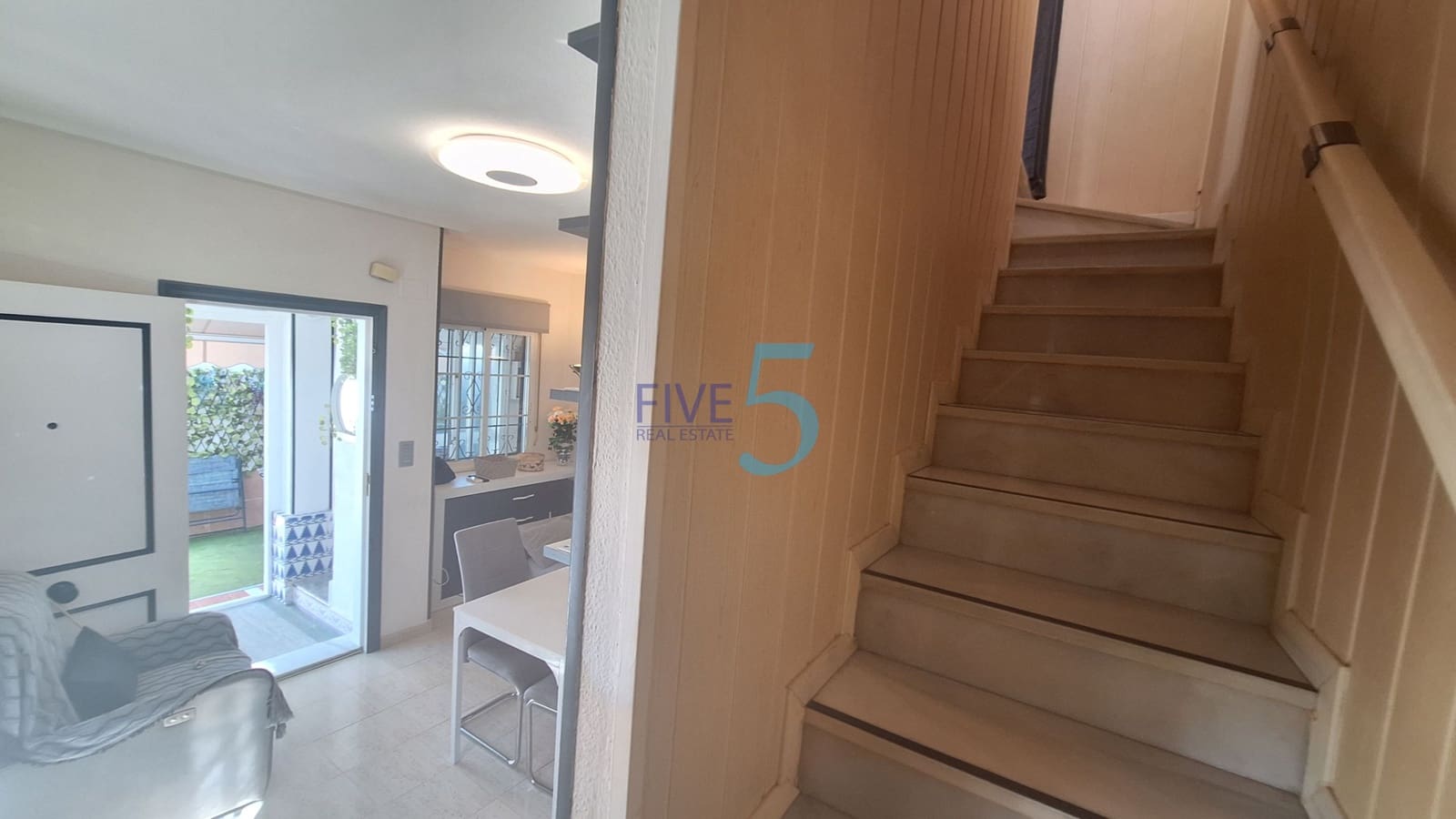 2 chambre Maison de Ville à vendre à Torrevieja avec piscine - 197 000 € (Ref: 10160325)
