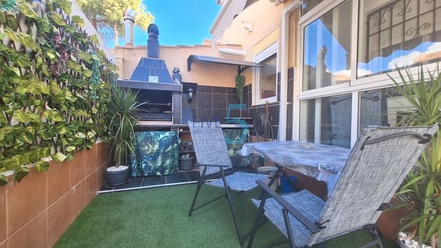 2 chambre Maison de Ville à vendre à Torrevieja avec piscine - 197 000 € (Ref: 10160325)