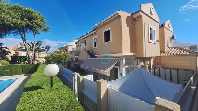 2 chambre Maison de Ville à vendre à Torrevieja avec piscine - 197 000 € (Ref: 10160325)