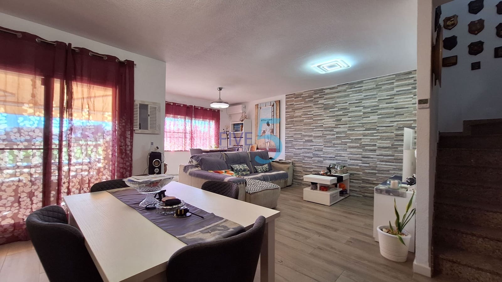 3 slaapkamer Halfvrijstaande villa te koop in San Pedro del Pinatar met garage - € 315.000 (Ref: 10163558)
