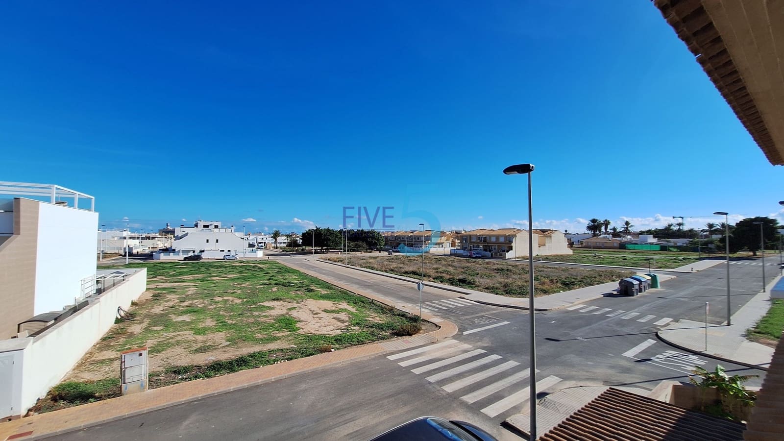 3 slaapkamer Halfvrijstaande villa te koop in San Pedro del Pinatar met garage - € 315.000 (Ref: 10163558)
