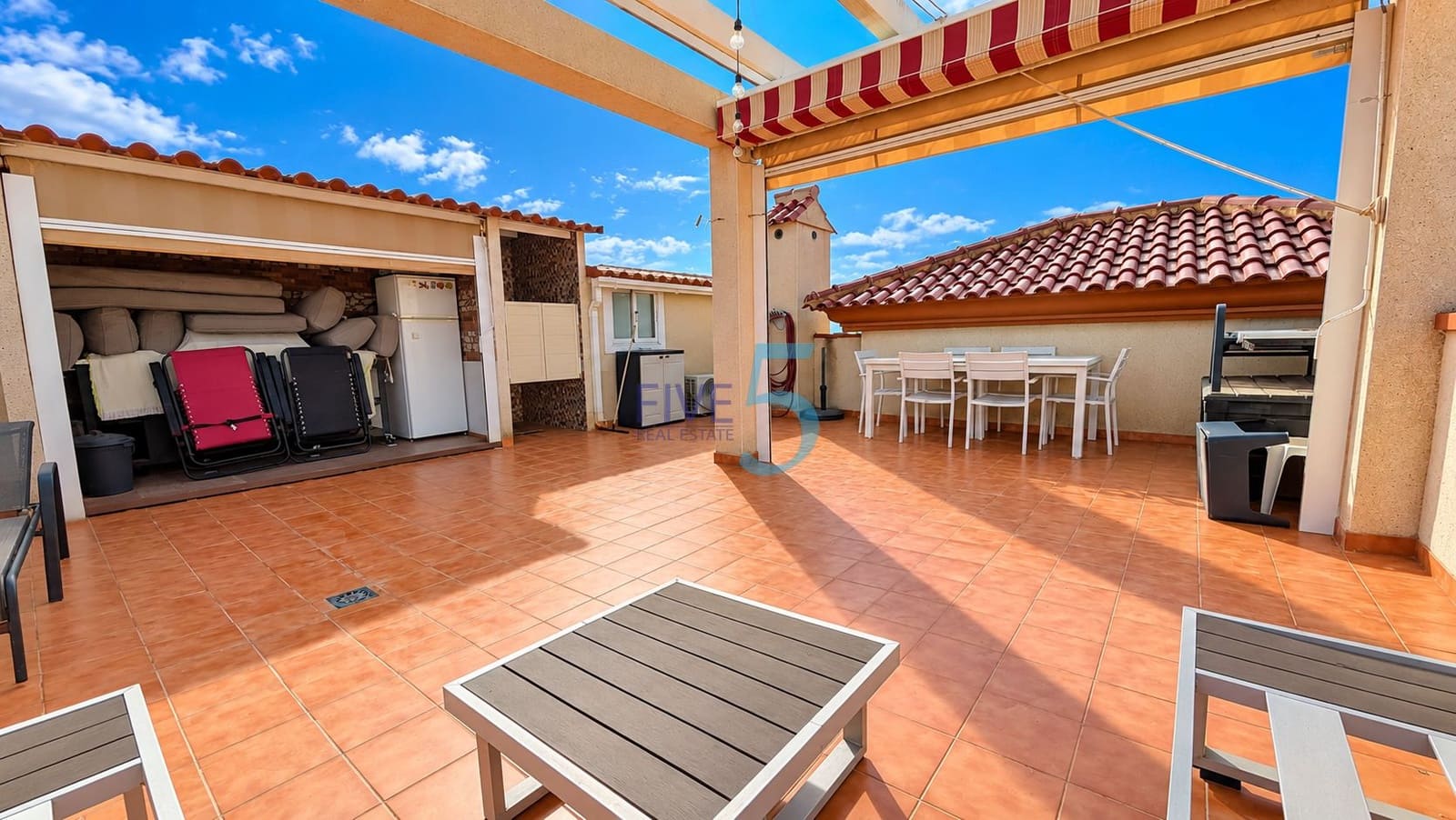 2 bedroom Bungalow for sale in San Fulgencio with pool garage - € 189,000 (Ref: 10163759)