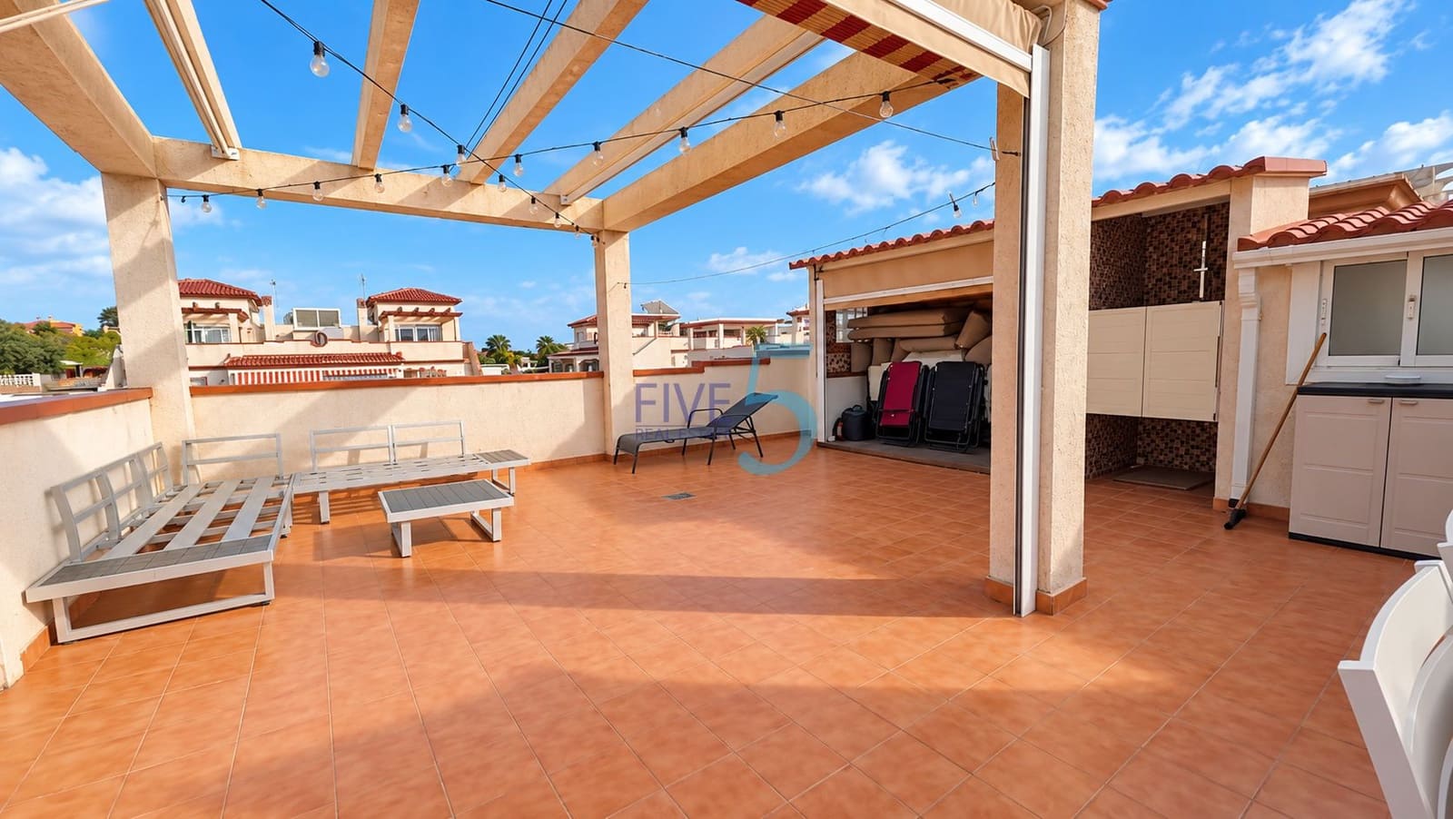 2 bedroom Bungalow for sale in San Fulgencio with pool garage - € 189,000 (Ref: 10163759)