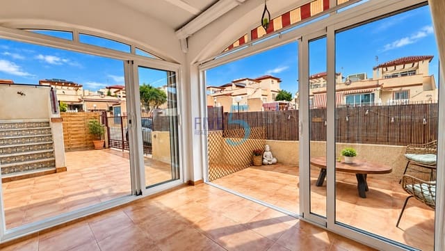 2 soveværelse Bungalow til salg i San Fulgencio med swimmingpool garage - € 189.000 (Ref: 10163759)