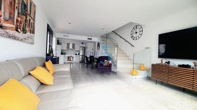 2 chambre Villa/Maison à vendre à San Pedro del Pinatar avec piscine garage - 295 000 € (Ref: 10163760)