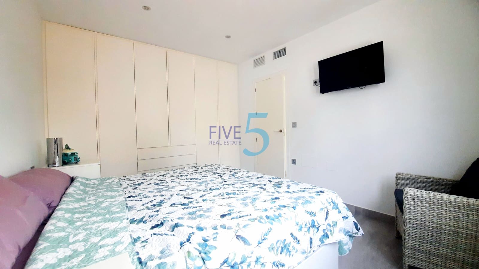2 slaapkamer Villa te koop in San Pedro del Pinatar met zwembad garage - € 295.000 (Ref: 10163760)