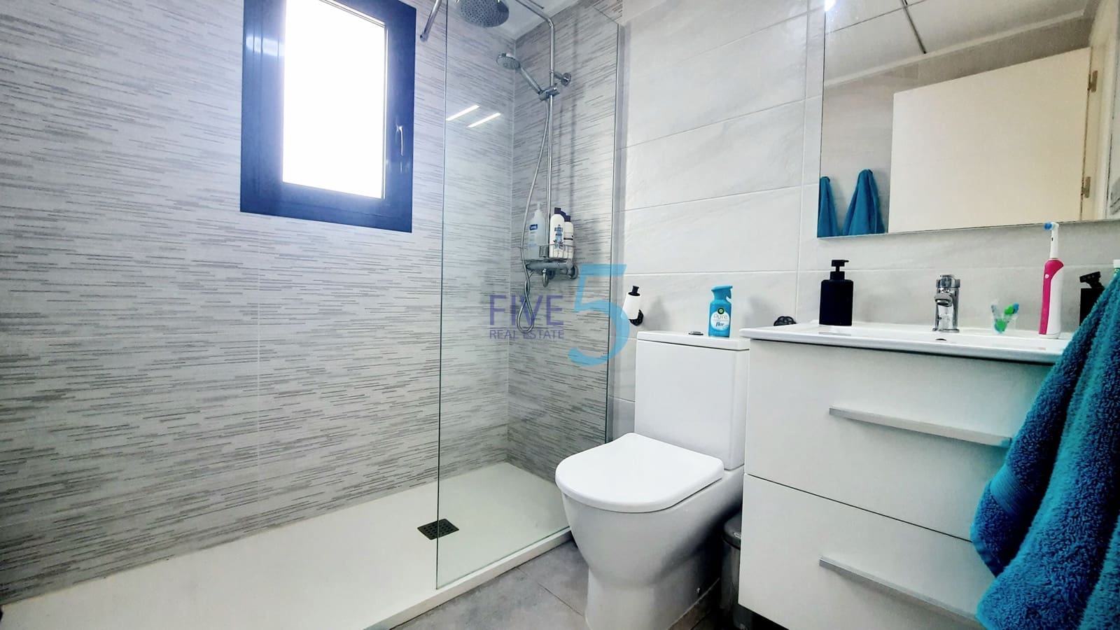 2 slaapkamer Villa te koop in San Pedro del Pinatar met zwembad garage - € 295.000 (Ref: 10163760)