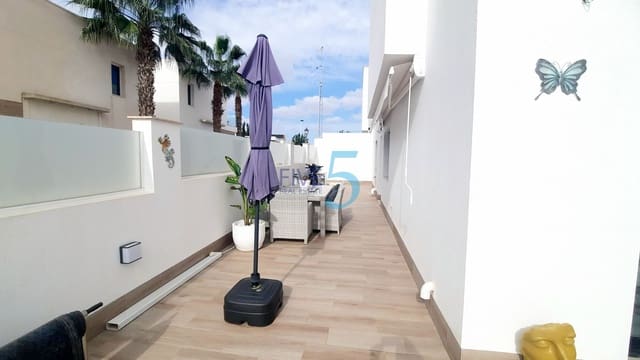 2 chambre Villa/Maison à vendre à San Pedro del Pinatar avec piscine garage - 295 000 € (Ref: 10163760)