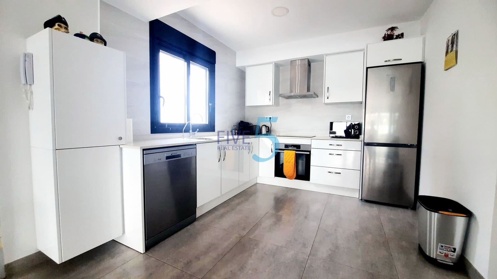 2 slaapkamer Villa te koop in San Pedro del Pinatar met zwembad garage - € 295.000 (Ref: 10163760)