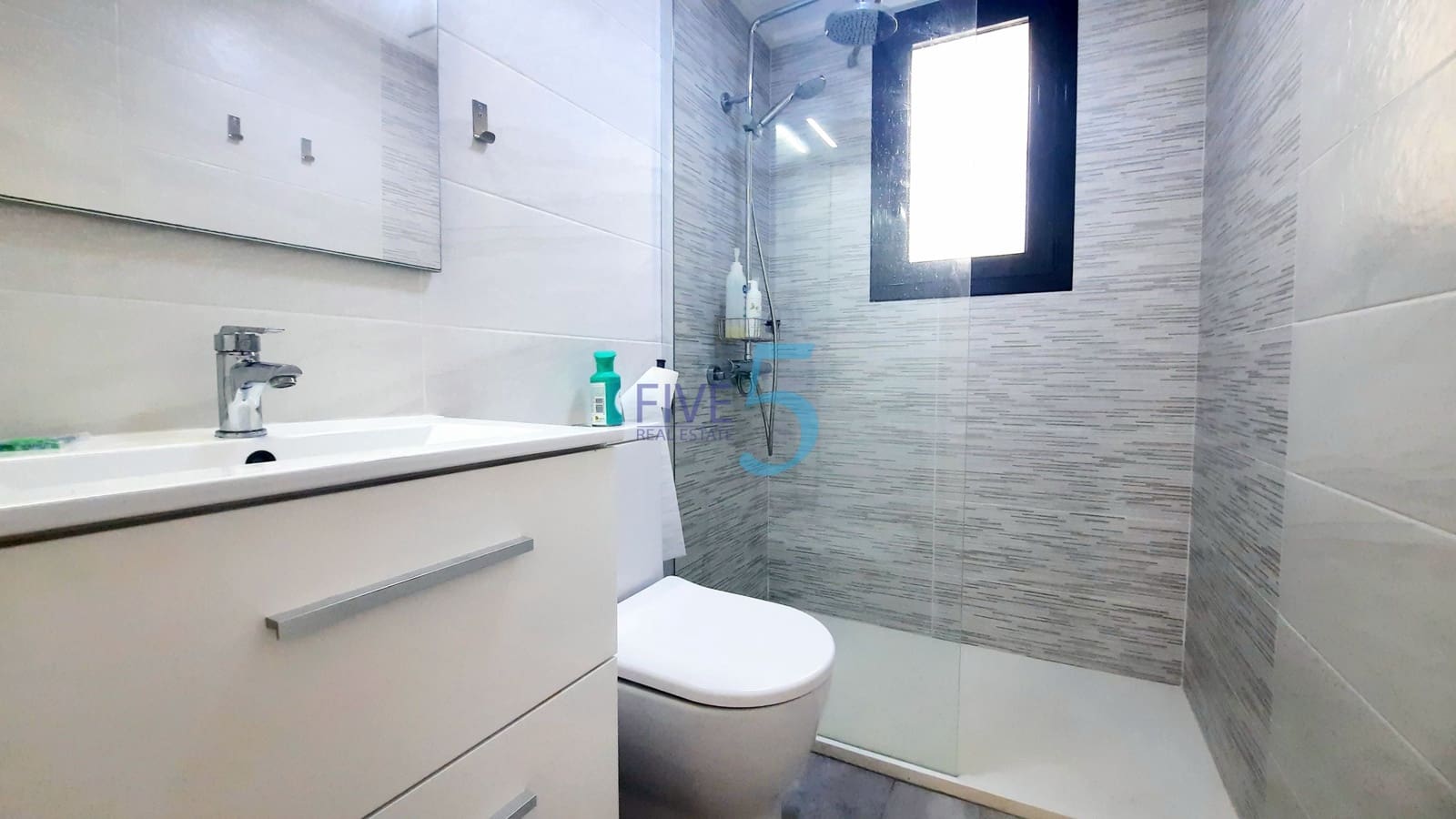 2 slaapkamer Villa te koop in San Pedro del Pinatar met zwembad garage - € 295.000 (Ref: 10163760)