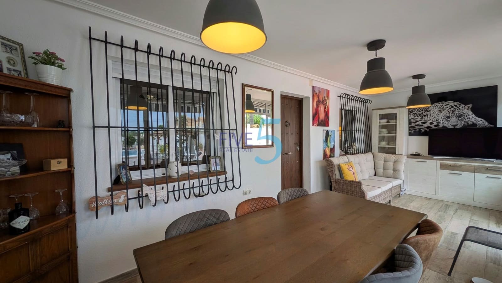 4 soveværelse Villa til salg i Orihuela Costa med swimmingpool garage - € 460.000 (Ref: 10163985)