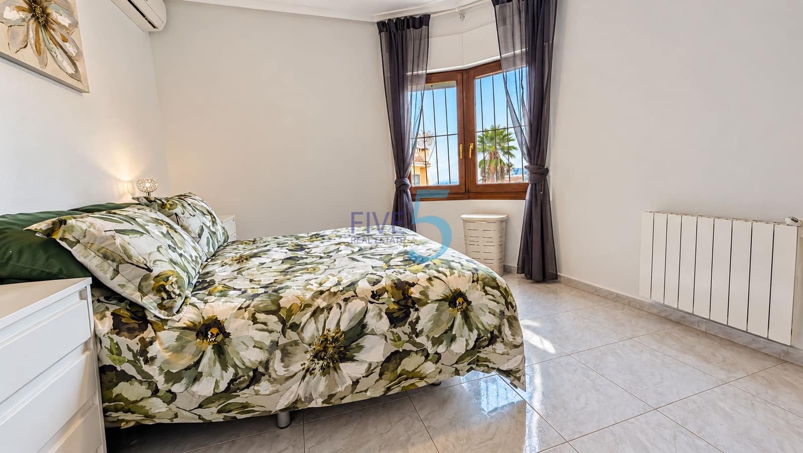 5 soveværelse Villa til salg i Ciudad Quesada med swimmingpool garage - € 475.000 (Ref: 10163986)