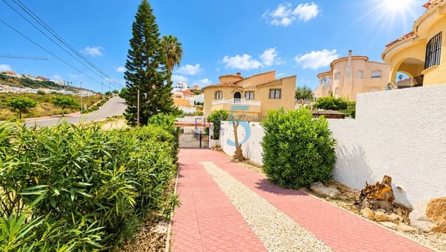 5 slaapkamer Villa te koop in Ciudad Quesada, Rojales met zwembad garage - € 475.000 (Ref: 10163986)