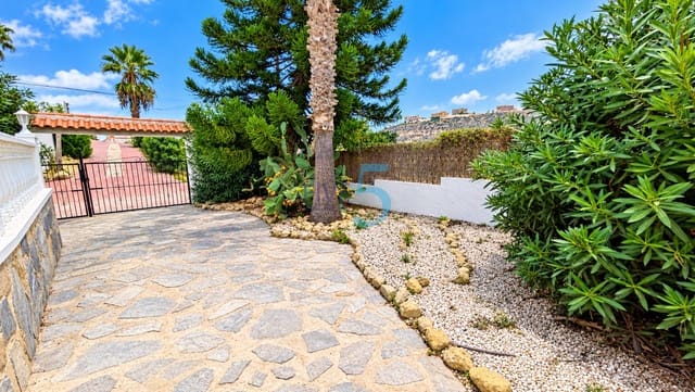 5 slaapkamer Villa te koop in Ciudad Quesada, Rojales met zwembad garage - € 475.000 (Ref: 10163986)