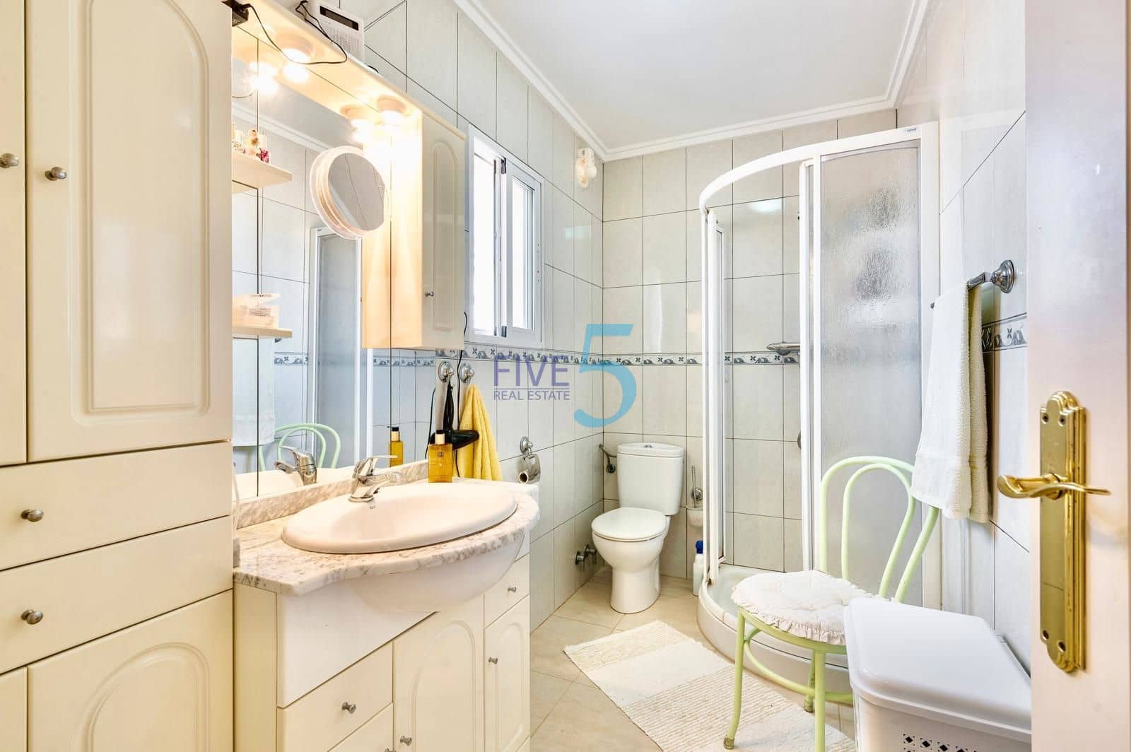 3 makuuhuone Omakotitalo myytävänä paikassa Torrevieja - 189 000 € (Ref: 10165602)