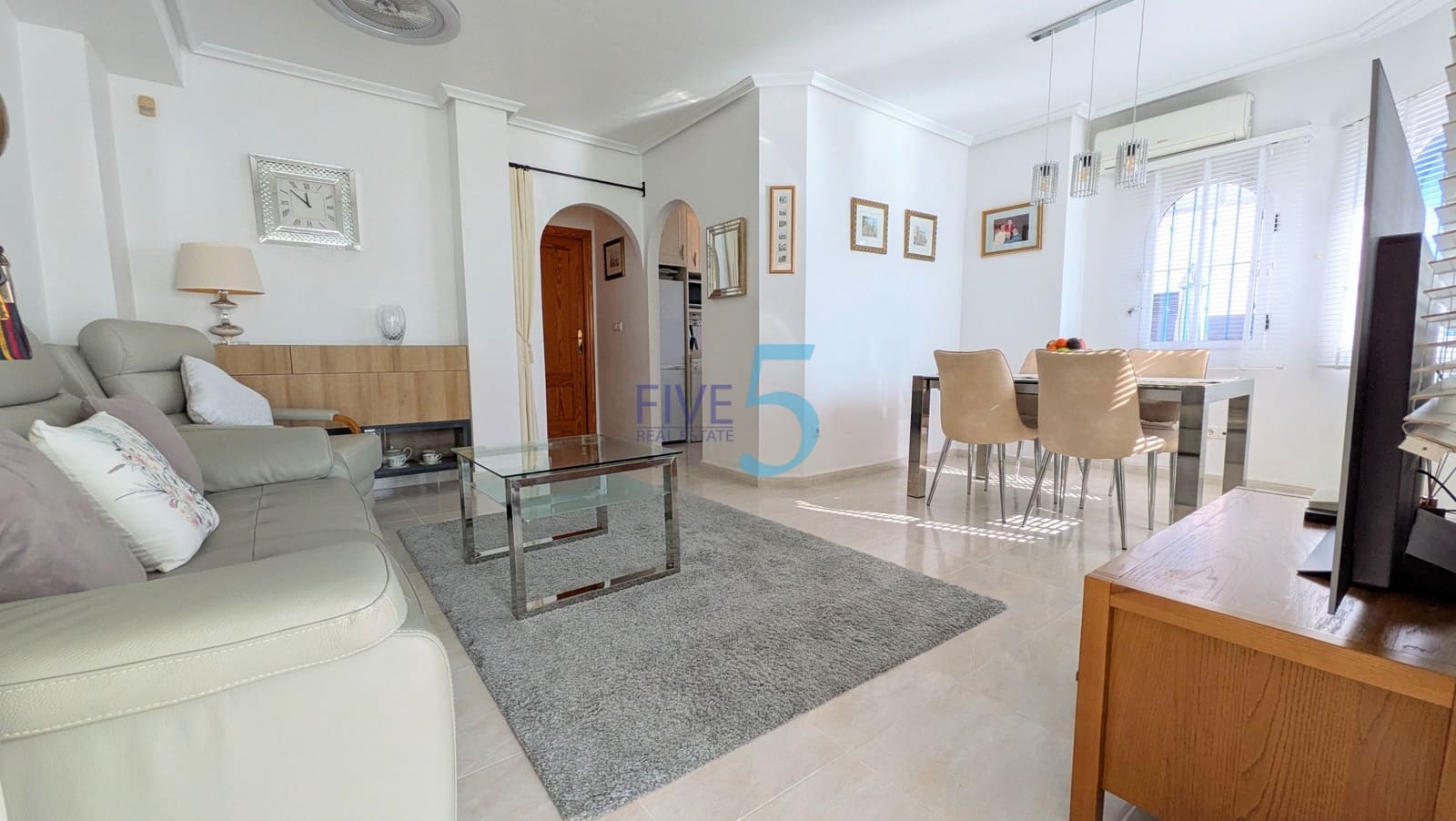 3 bedroom Villa for sale in Daya Vieja with pool garage - € 210,000 (Ref: 10165603)