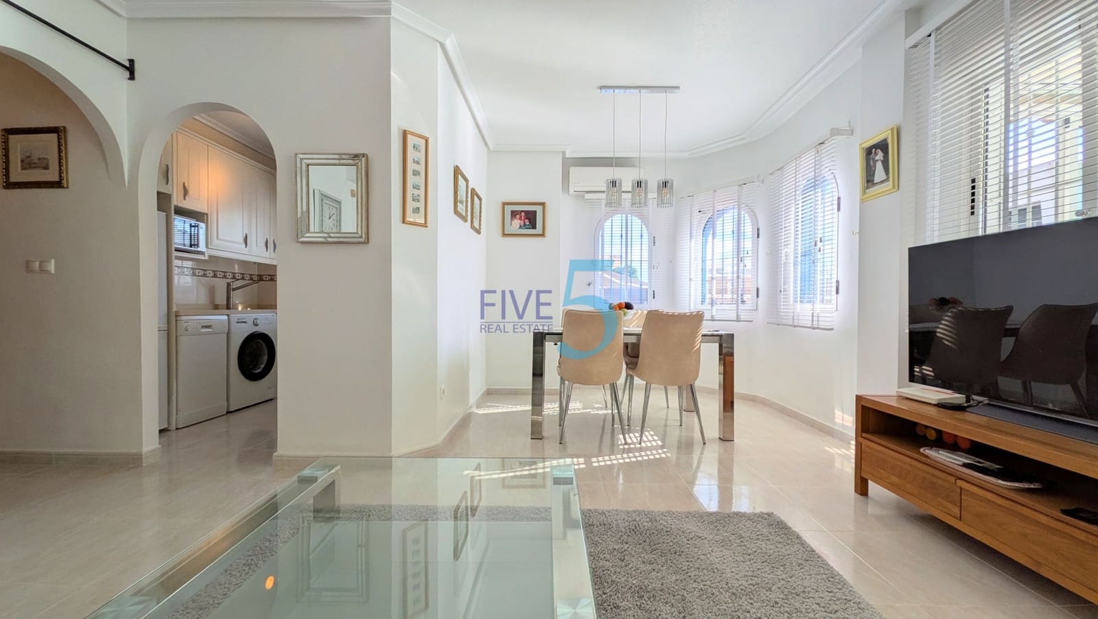 3 bedroom Villa for sale in Daya Vieja with pool garage - € 210,000 (Ref: 10165603)