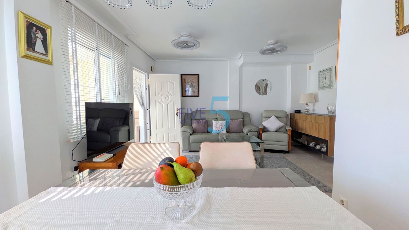 3 bedroom Villa for sale in Daya Vieja with pool garage - € 210,000 (Ref: 10165603)